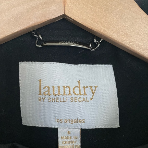 Black car coat; laundry by Shelli Segal. Size 8, excellent condition. - Picture 9 of 11